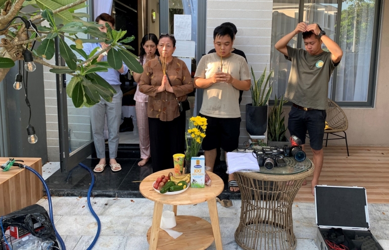 Quảng cáo - Truyền thông